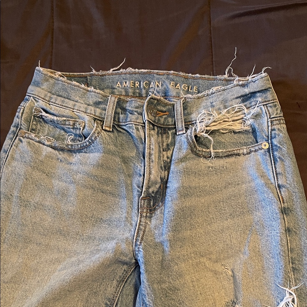 American Eagle Outfitters Women's Light Blue Boyfriend Jeans
